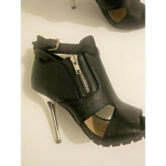 FOREVER 21 Shoes - Forever 21 womens size 7 high heel slingback side